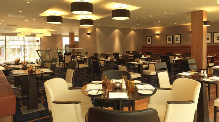 Hilton Garden Inn Aberdeen City Centre 레스토랑 사진